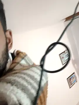 SilentIncoming's cam snapshot