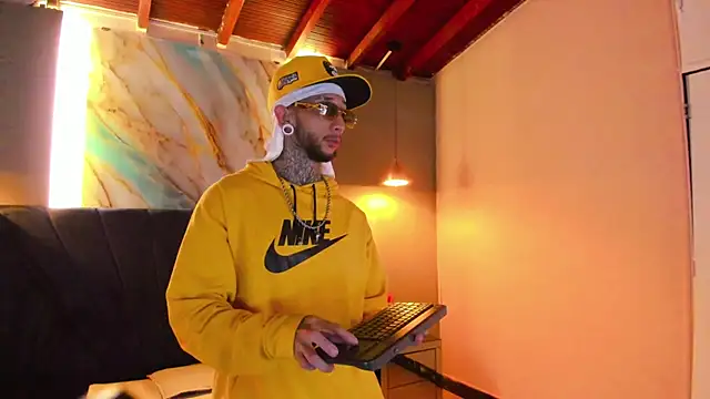 axel_valtier's cam snapshot