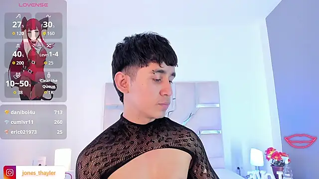 Thayler_jones's cam snapshot