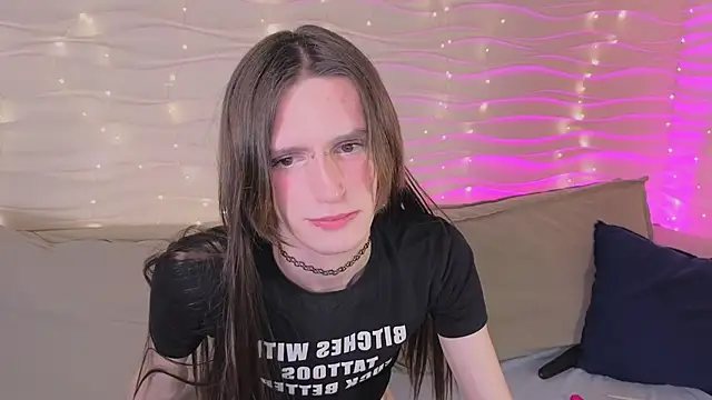 madi_snow live sex cam