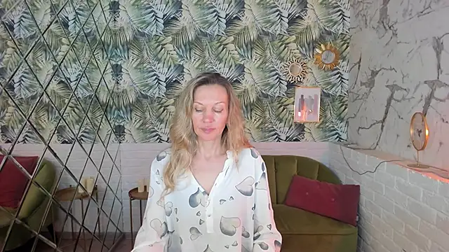 NancyGrace live sex cam