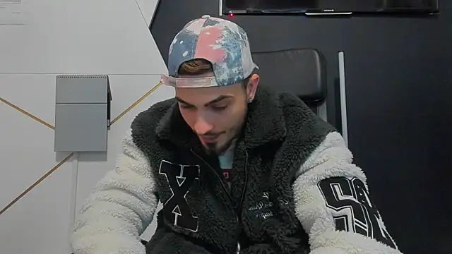 BrandonTate's cam snapshot