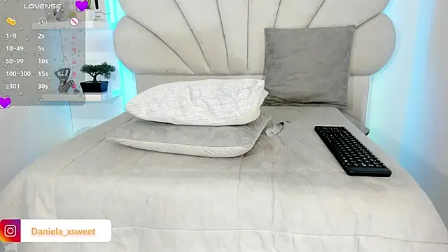 Danielaangelina live sex cam