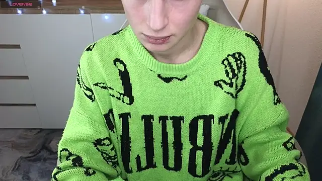 crisp1n live sex cam