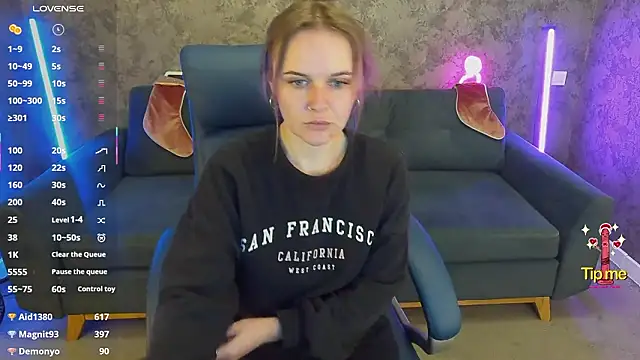 MaribelRiverr_'s cam snapshot