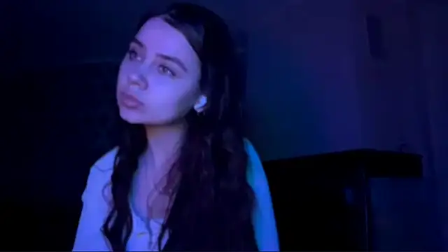 MiloyNoir's cam snapshot