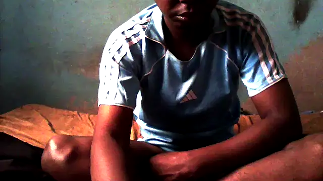 little__joy's cam snapshot