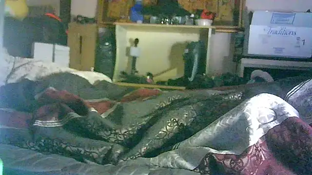 ON3YOULLN3VER_FIR3's cam snapshot