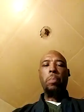 MrPerform74's cam snapshot