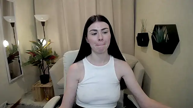 MilaSecret55's cam snapshot