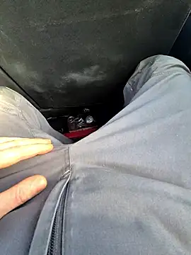 kisbiro77777's cam snapshot