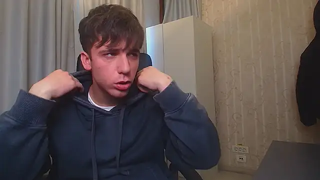 KellenWest live sex cam