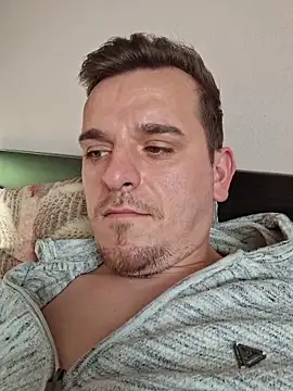 Huge_cock22cm live sex cam