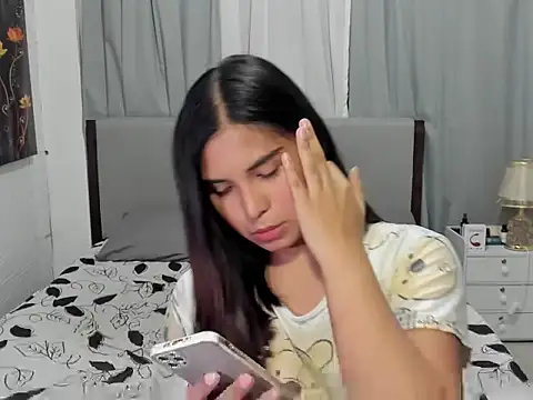 Naughty_Scarlet live sex cam