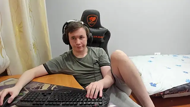 iliaskrislove live sex cam