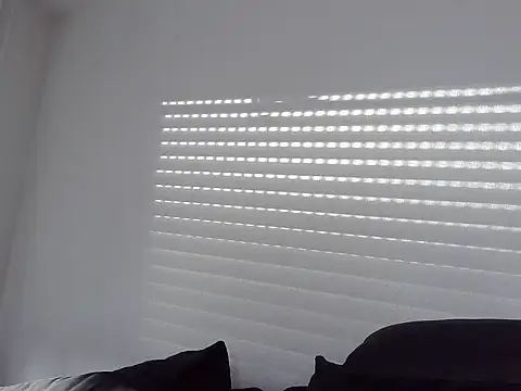 DevilsAngel13 live sex cam