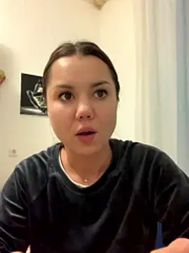 MiraMiss live sex cam