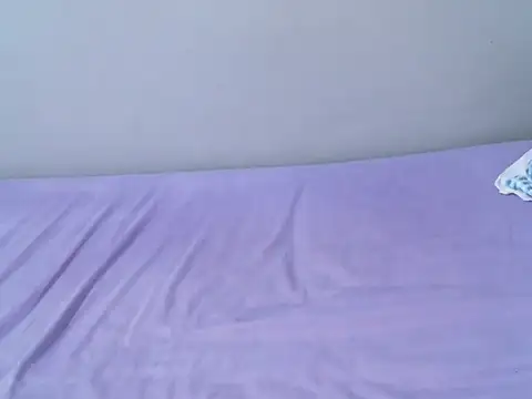 femaqueen's cam snapshot