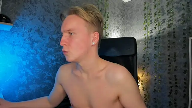 AlexxSweet's cam snapshot