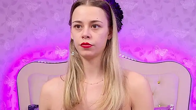 GracieCute live sex cam