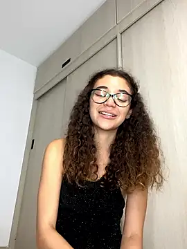 uniquerossie live sex cam