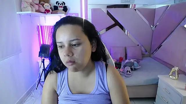 _Miaaleon live sex cam