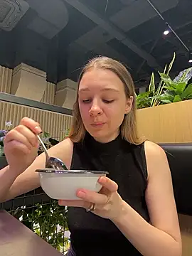 SashaCatt live sex cam