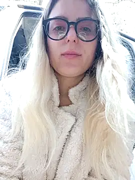 dolcehelena993 live sex cam