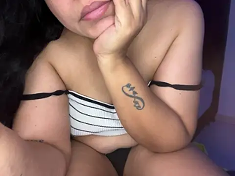 JacqueDiaz's cam snapshot