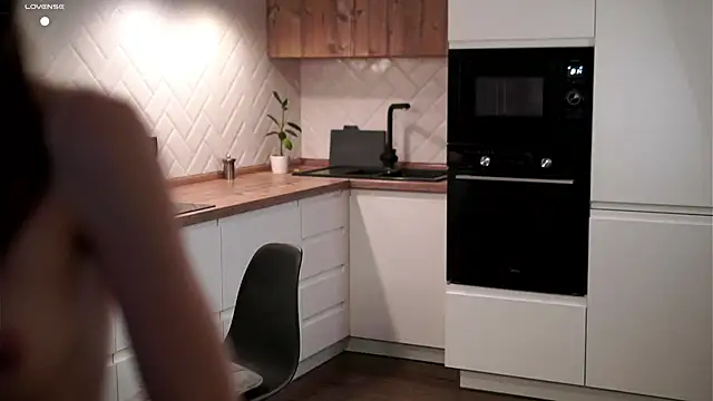 KnittedGoo's cam snapshot