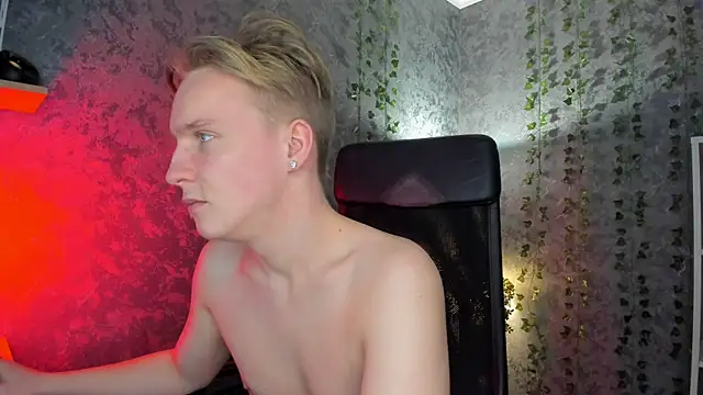 AlexxSweet live sex cam