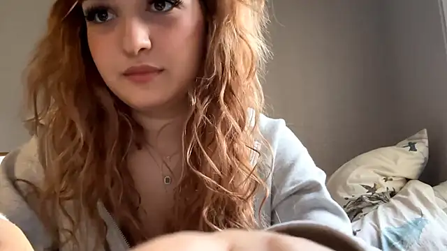 SaraHayley's cam snapshot