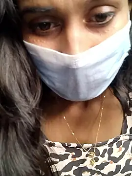 Saharaa's cam snapshot