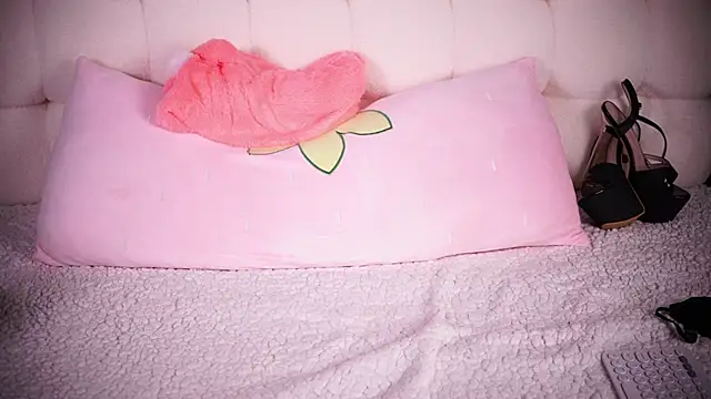 Pussylovekate live sex cam