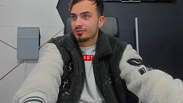 BrandonTate live sex cam