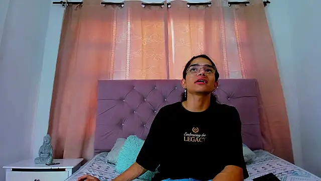 EthanBlackwoodd live sex cam