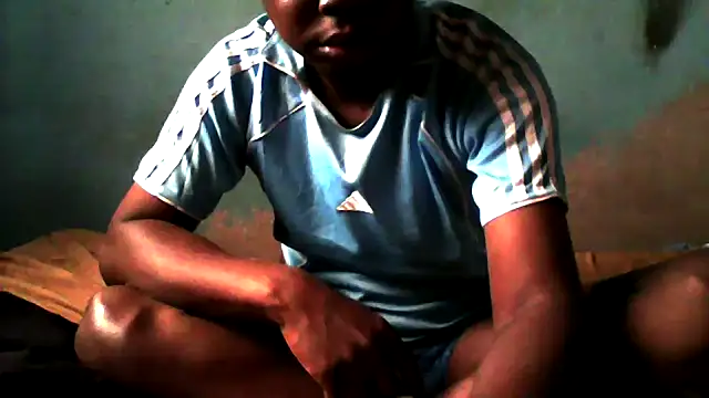 little__joy's cam snapshot