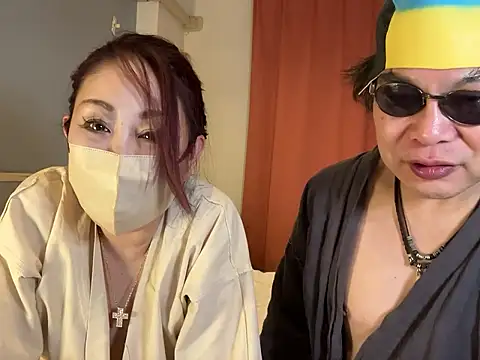Japonica_Erotic_Men live sex cam