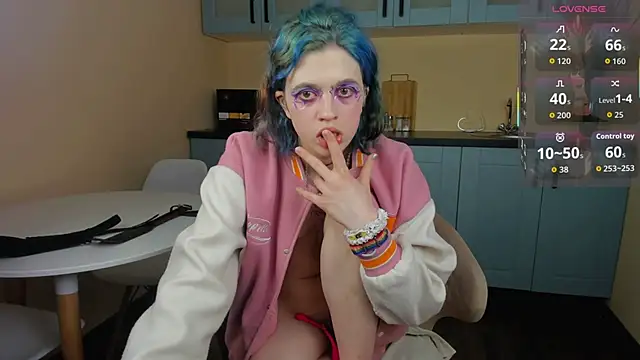 NoelleGothicShadow live sex cam