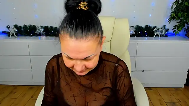 IrissMoon's cam snapshot