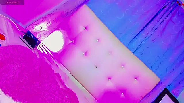 Zamira_love_xx live sex cam