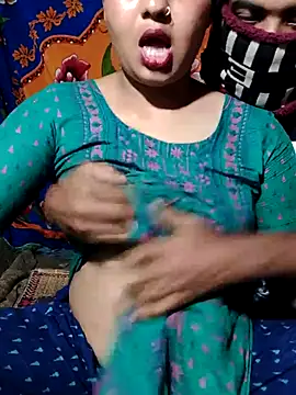 Hotcouple1100's cam snapshot