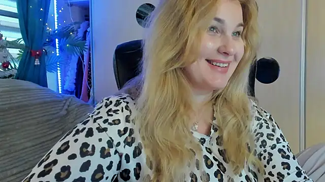 CoraSwon live sex cam