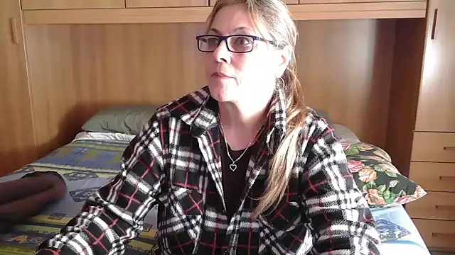 pussy_boom4u's cam snapshot