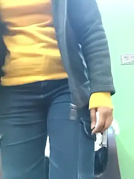 Ananya_34 live sex cam