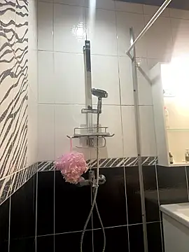 LanaReals's cam snapshot