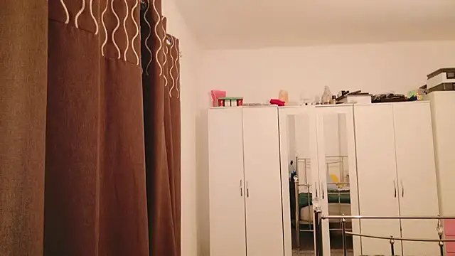 karlaolivia live sex cam