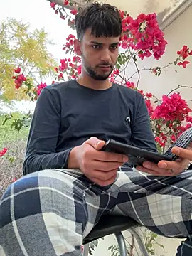 Gipsyboysteve's cam snapshot