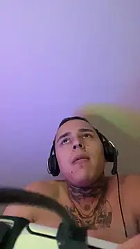 COLOMBIAN20CM's cam snapshot