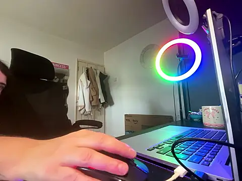 Prill940 live sex cam